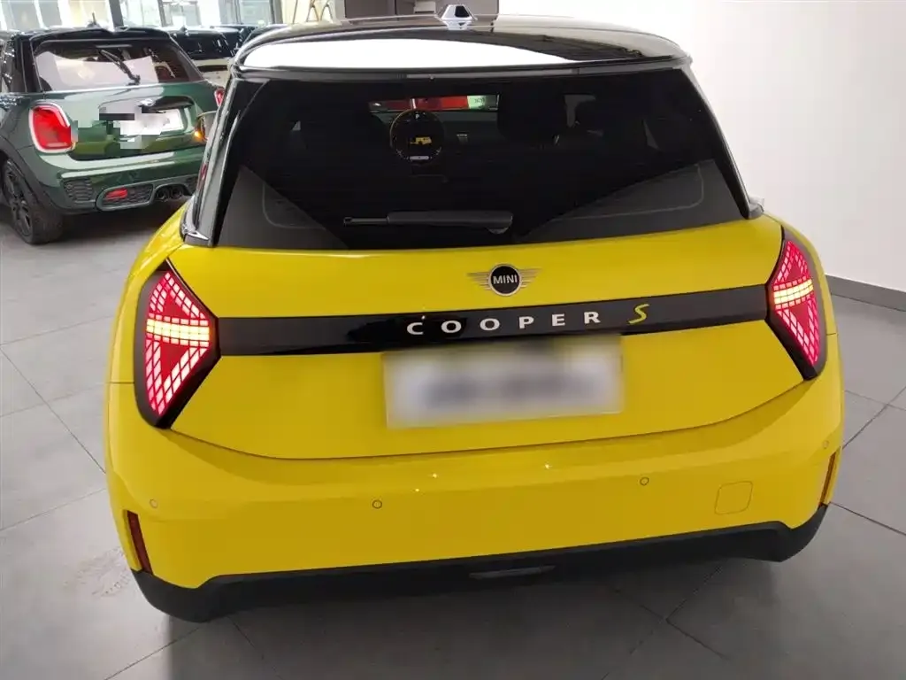 MINI Cooper EV 2024 из CN, фото 7