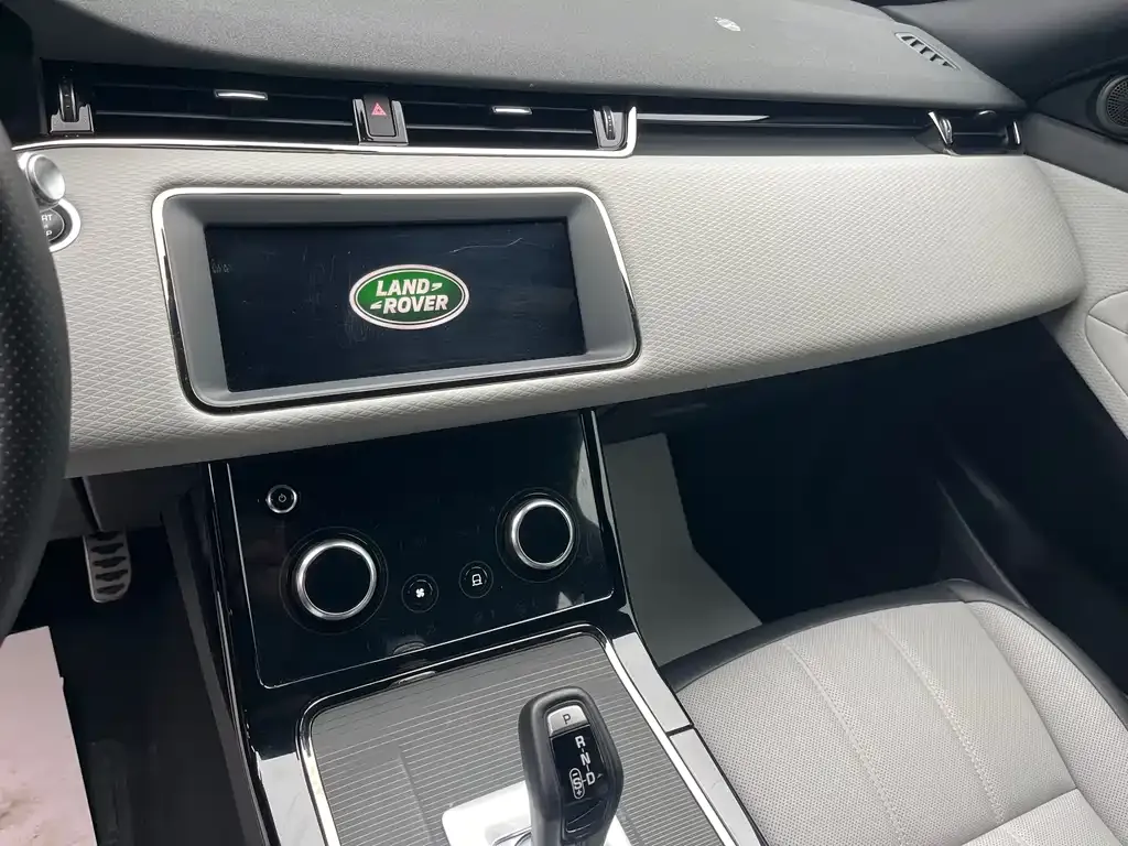 Land Rover Evoque — фото 10