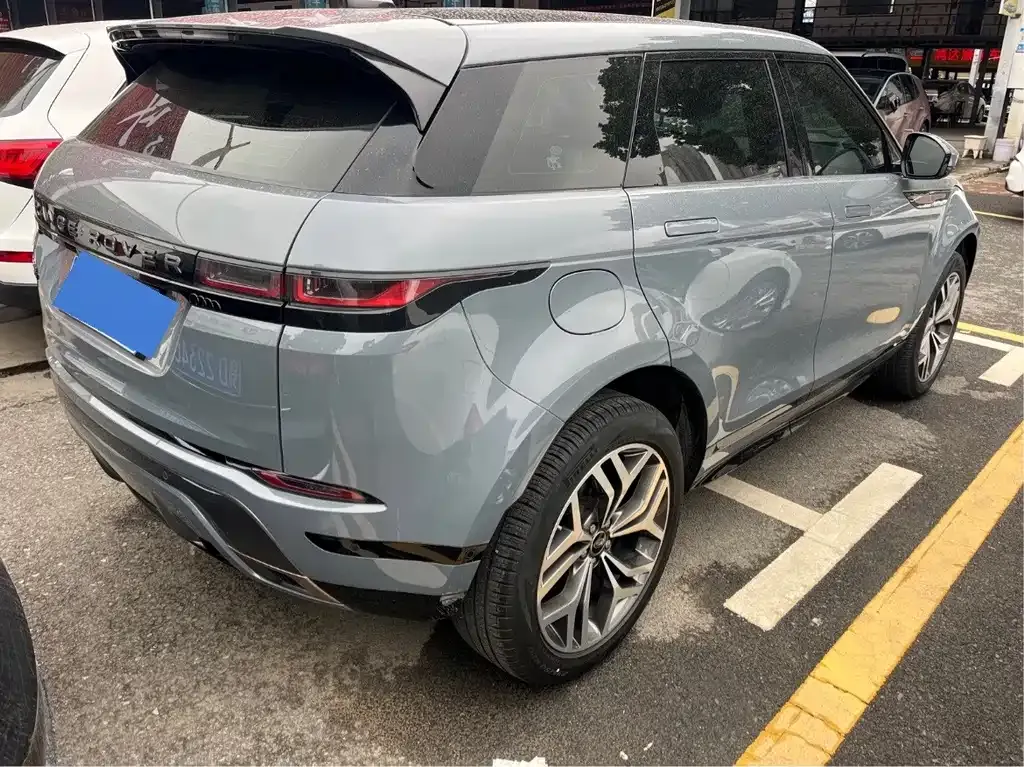 Land Rover Evoque — фото 6