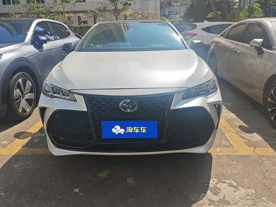 Toyota Avalon 2022 из CN, фото 4