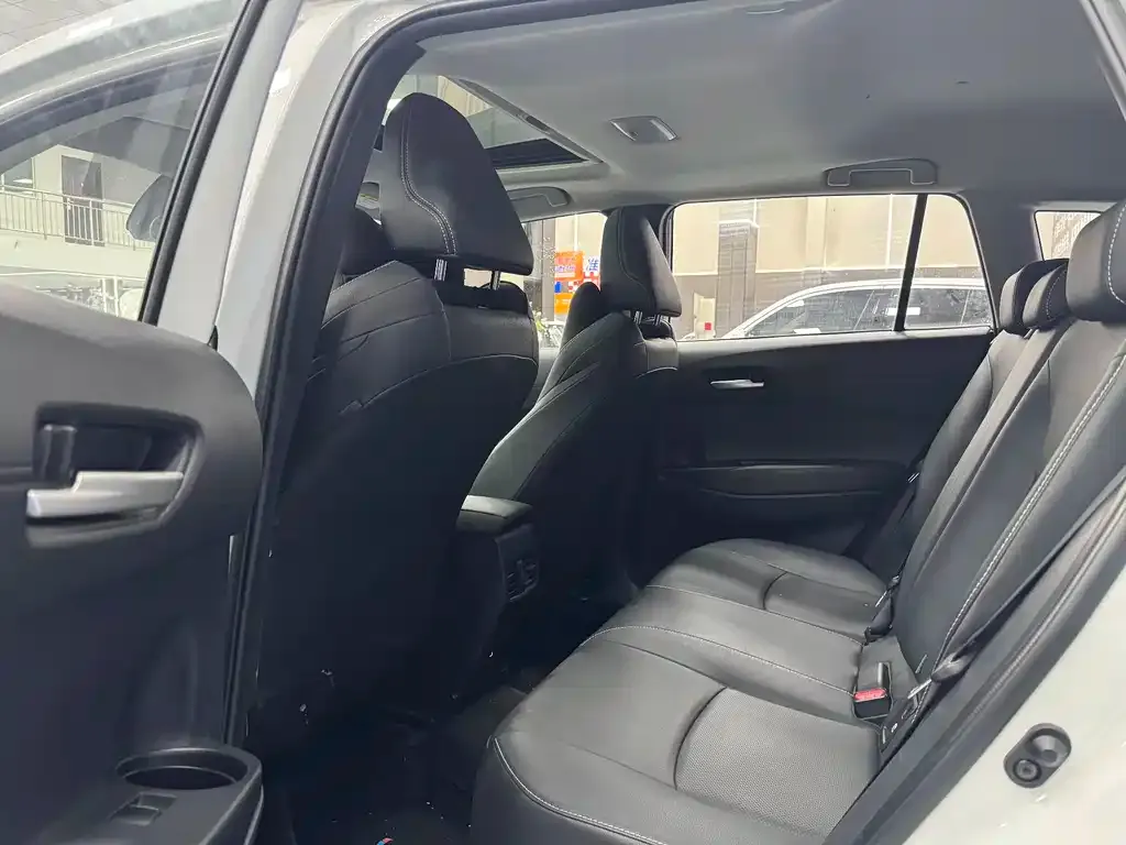 Toyota Frontlander 2023 из CN, фото 2