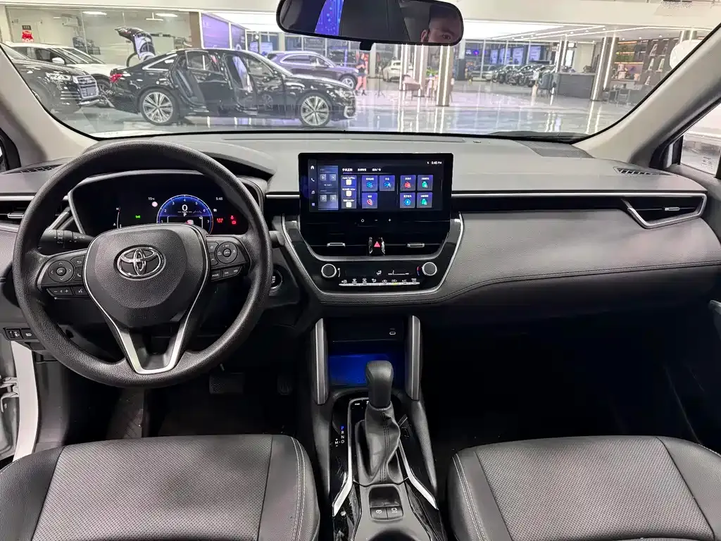 Toyota Frontlander 2023 из CN, фото 9