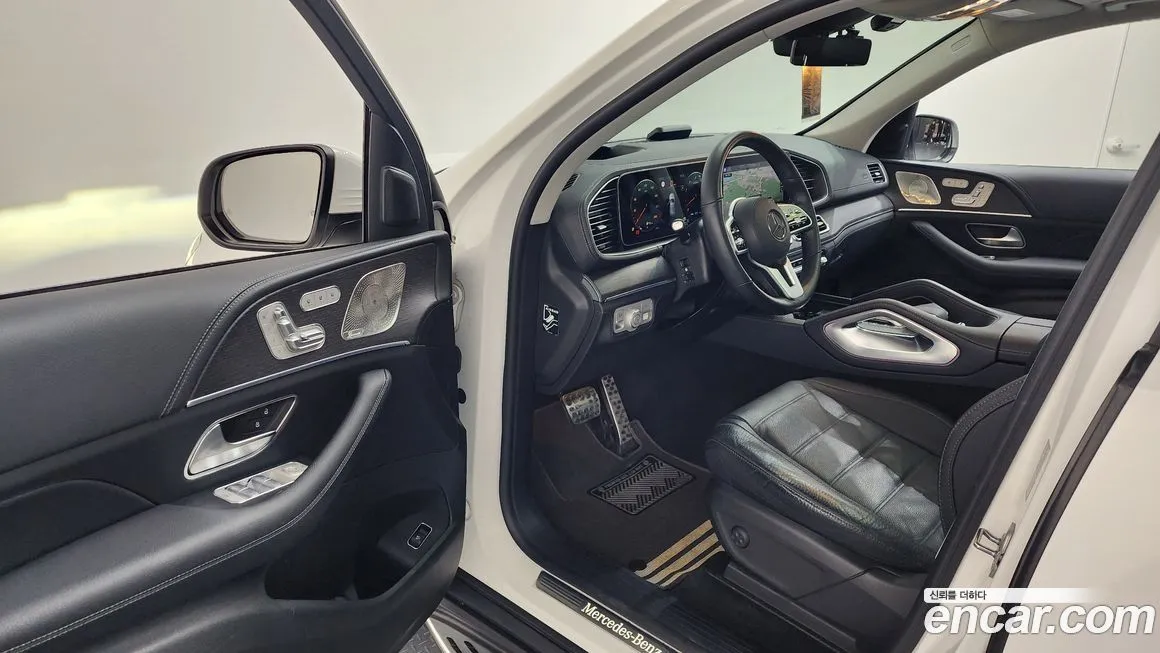 Mercedes-Benz GLE-Class — фото 10