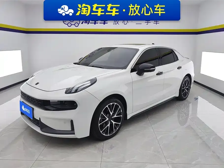 Lynk & Co 03 2021 из CN, фото 1