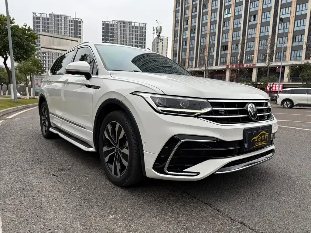 Volkswagen Tiguan L 2021 из CN, фото 7