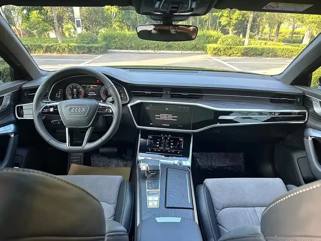 Audi A6L 2024 из CN, фото 9