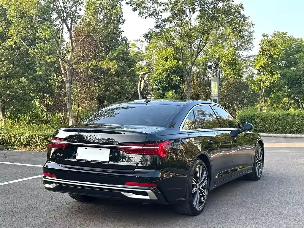 Audi A6L 2024 из CN, фото 8