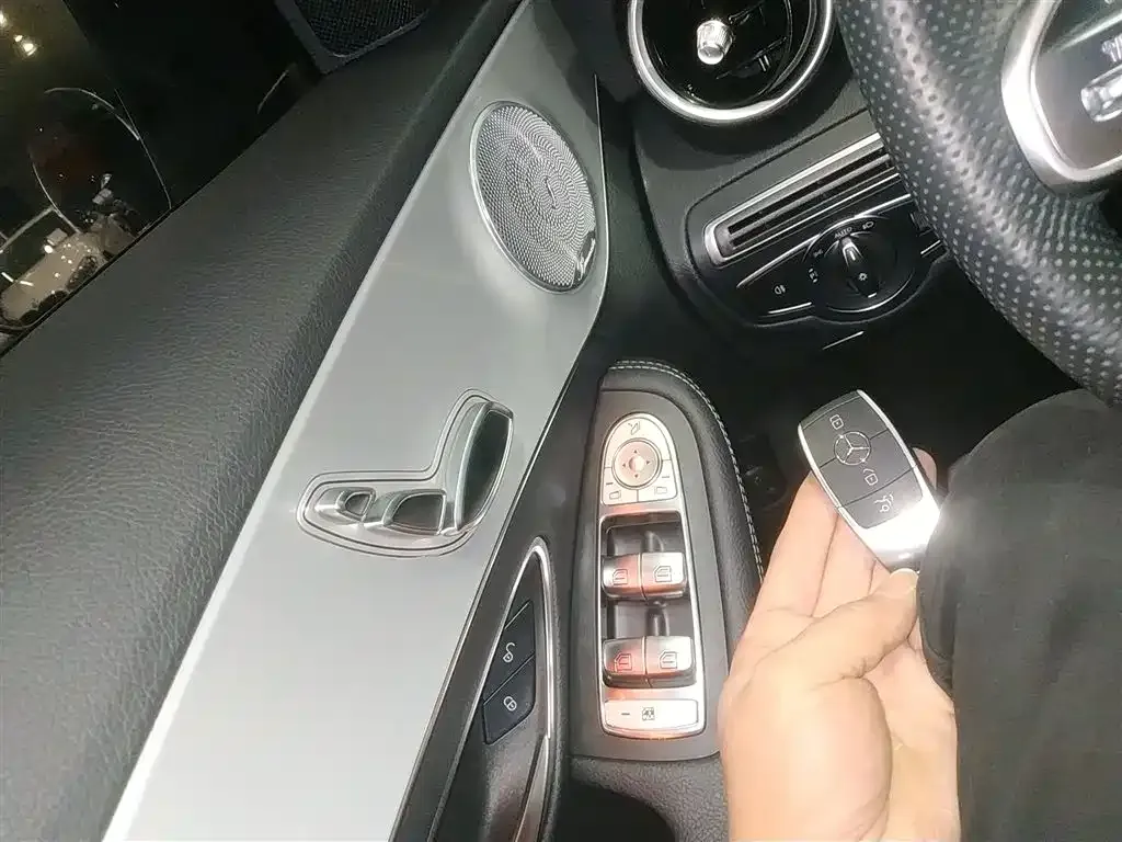 Mercedes-Benz C-Class 2021 из CN, фото 9