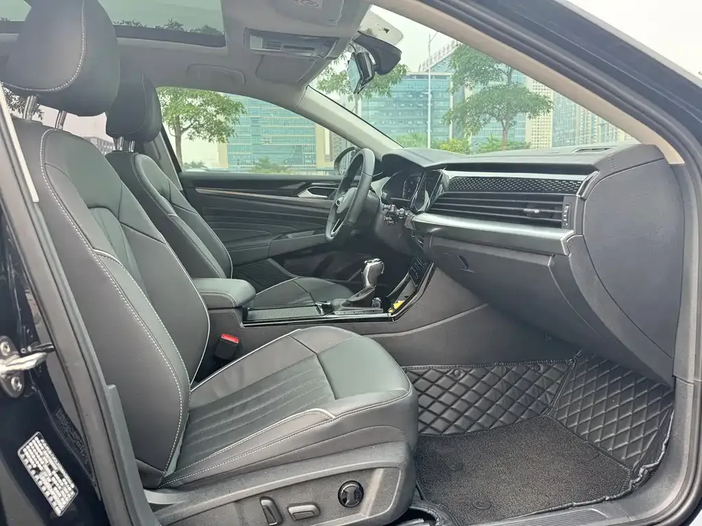 Volkswagen Passat — фото 9