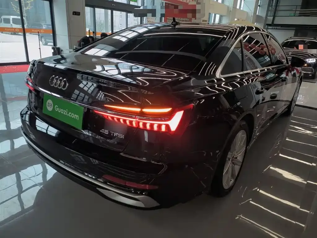 Audi A6L 2024 из CN, фото 4