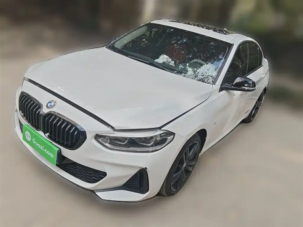 BMW 1 Series 2021 из CN, фото 2