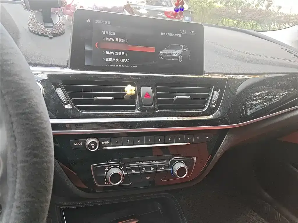 BMW 1 Series 2021 из CN, фото 6