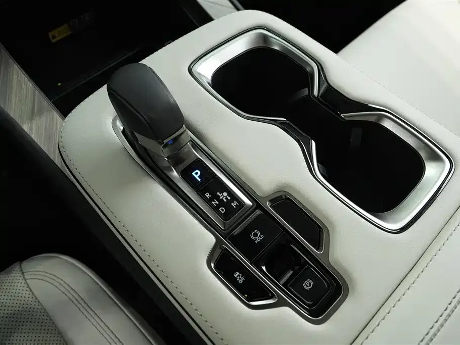 Lexus LM 2024 из CN, фото 8