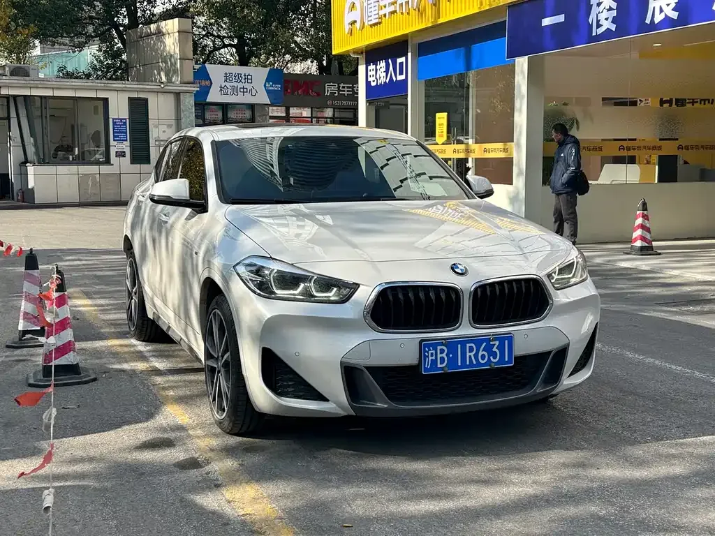 BMW X2 2021 из CN, фото 2
