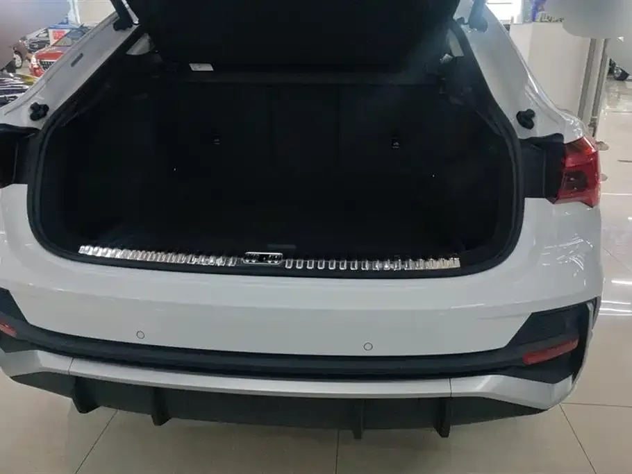 Audi Q3 Sportback 2021 из CN, фото 4