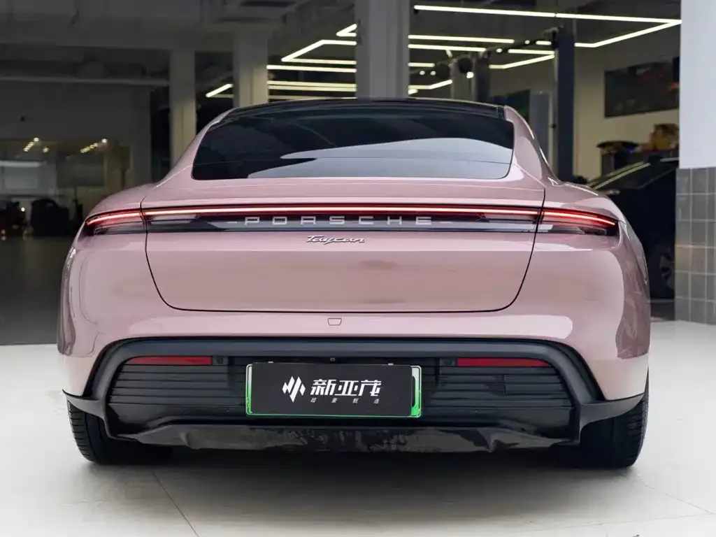 Porsche Taycan 2023 из CN, фото 10