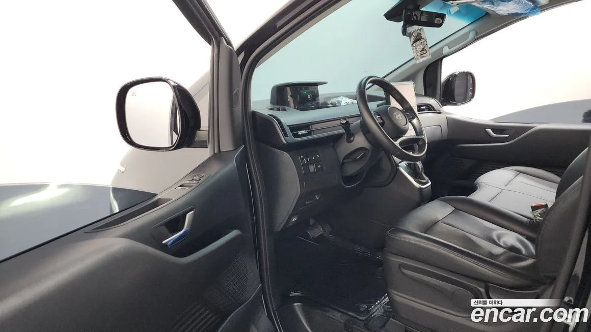 Hyundai Staria 2025 из KR, фото 9