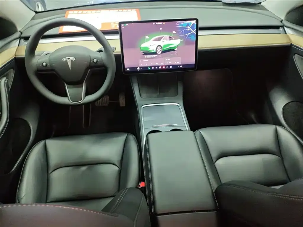 Tesla Model Y 2023 из CN, фото 3