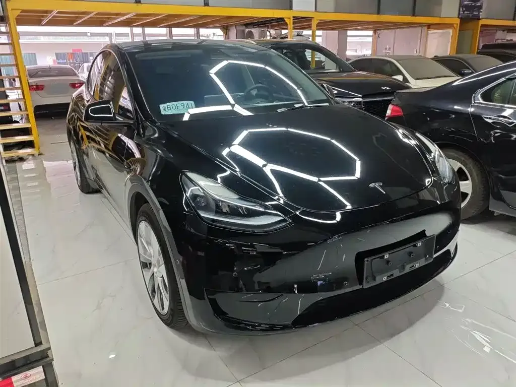 Tesla Model Y 2023 из CN, фото 7