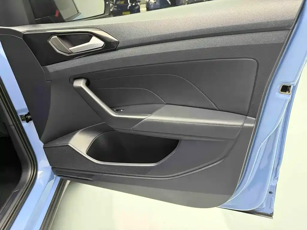 Volkswagen Tharu 2024 из CN, фото 10