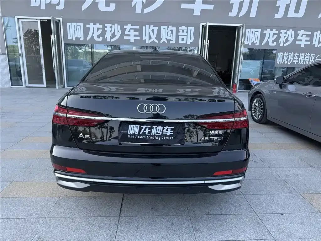 Audi A6L 2023 из CN, фото 6