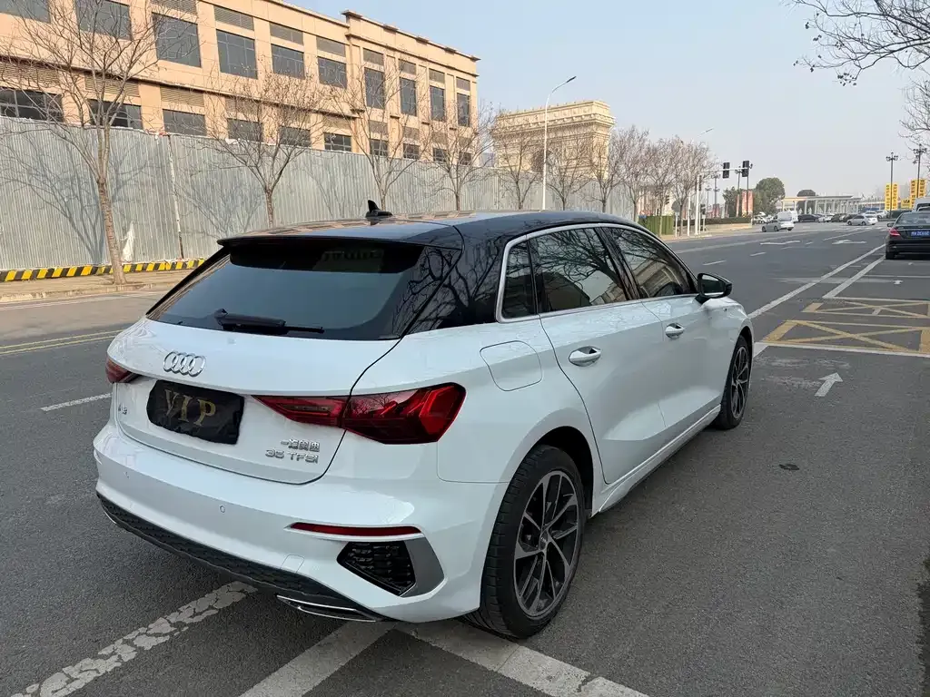 Audi A3 2022 из CN, фото 5