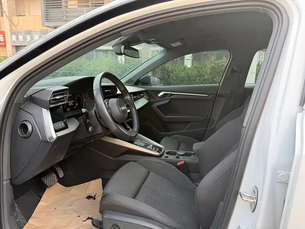 Audi A3 2022 из CN, фото 6