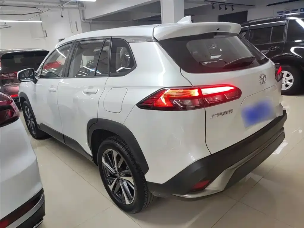 Toyota Frontlander 2022 из CN, фото 10