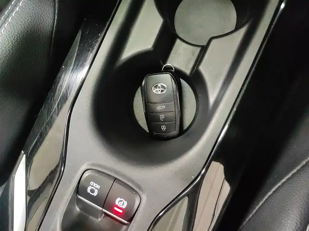 Toyota Frontlander 2022 из CN, фото 5