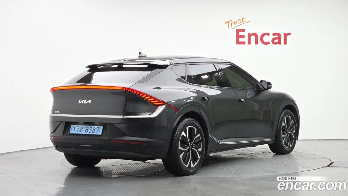 Kia EV6 — фото 10