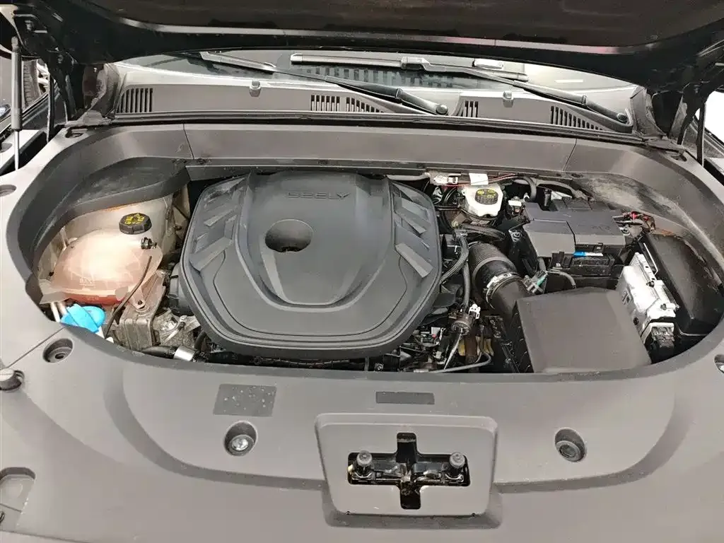 Geely Xingyue L 2023 из CN, фото 4