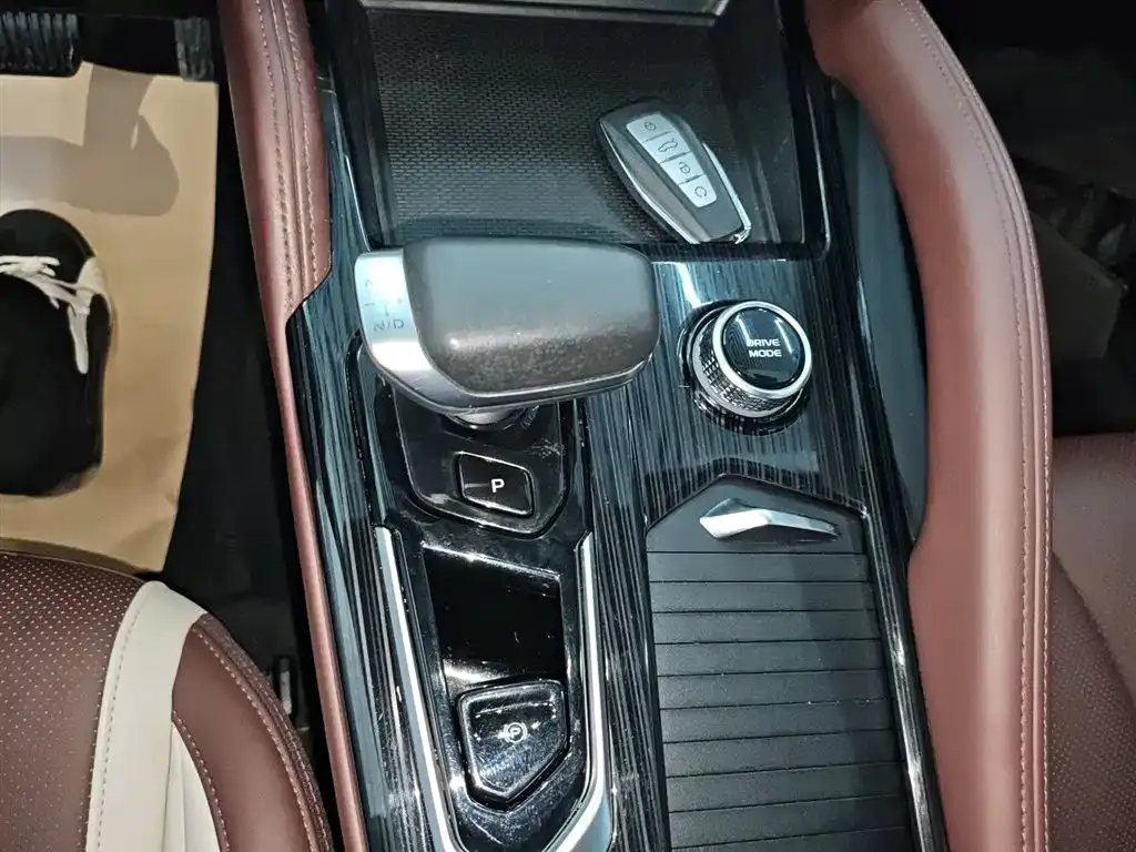 Geely Xingyue L 2023 из CN, фото 6