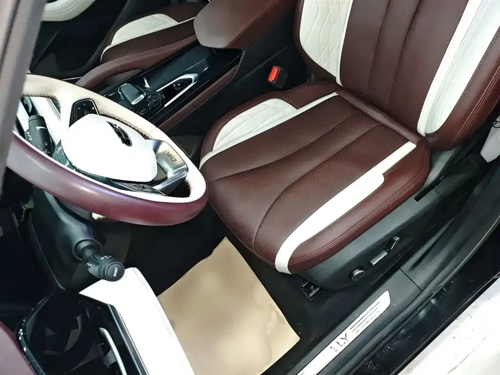 Geely Xingyue L 2023 из CN, фото 5