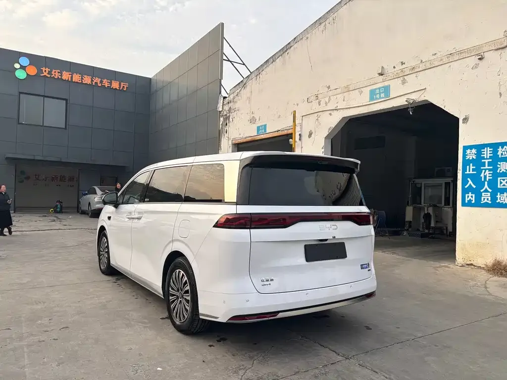 BYD Xia 2025 из CN, фото 10