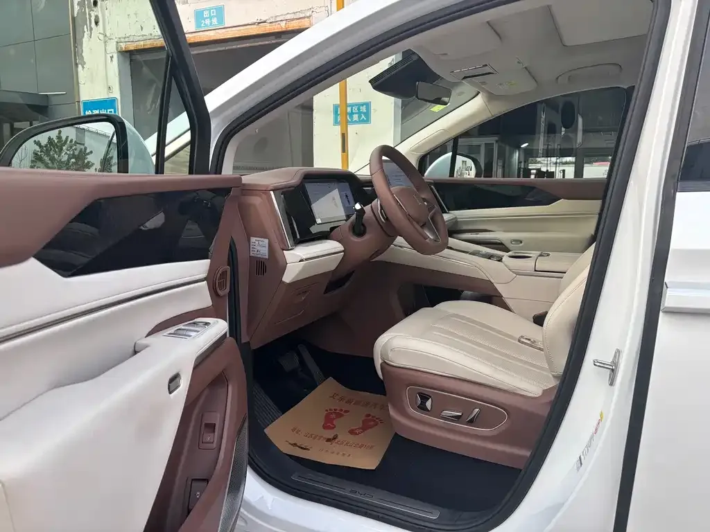 BYD Xia 2025 из CN, фото 3