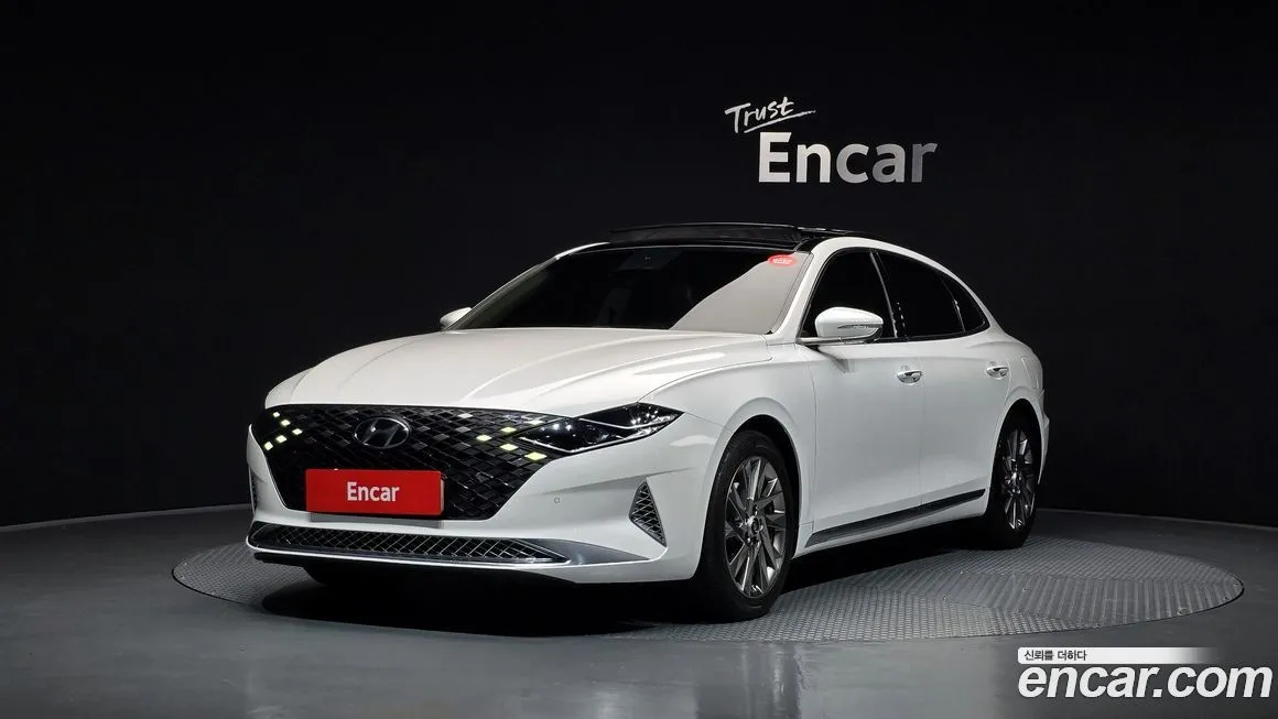 Hyundai Grandeur — фото 1