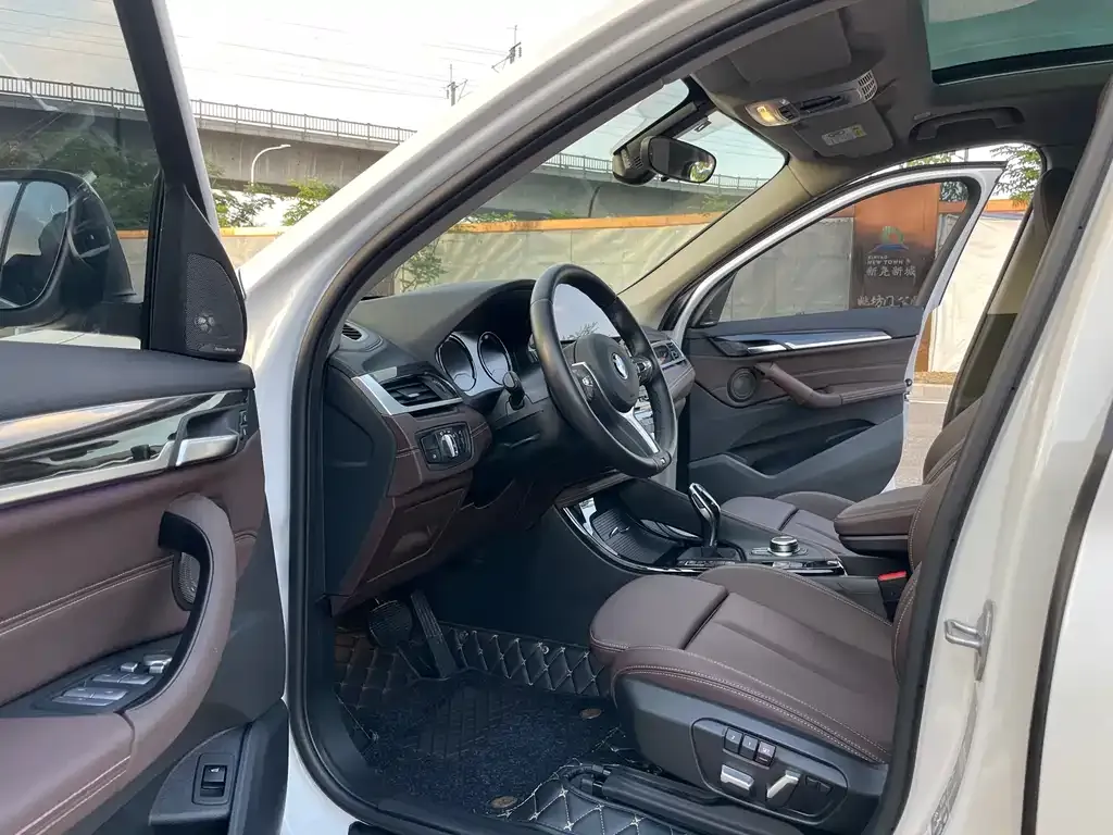 BMW X1 2023 из CN, фото 4