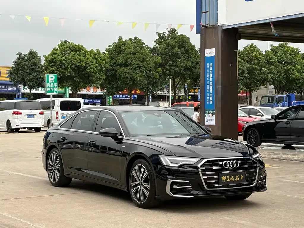 Audi A6L 2024 из CN, фото 5