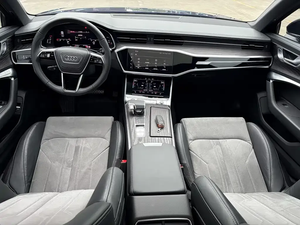 Audi A6L 2024 из CN, фото 9