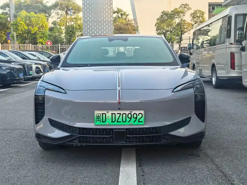 Hongqi EH7 — фото 7