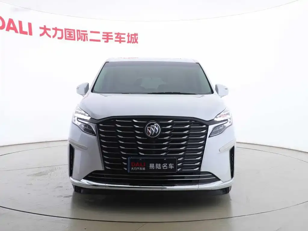 Buick GL8 2023 из CN, фото 10