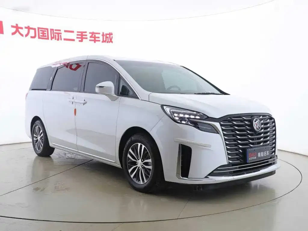 Buick GL8 2023 из CN, фото 8