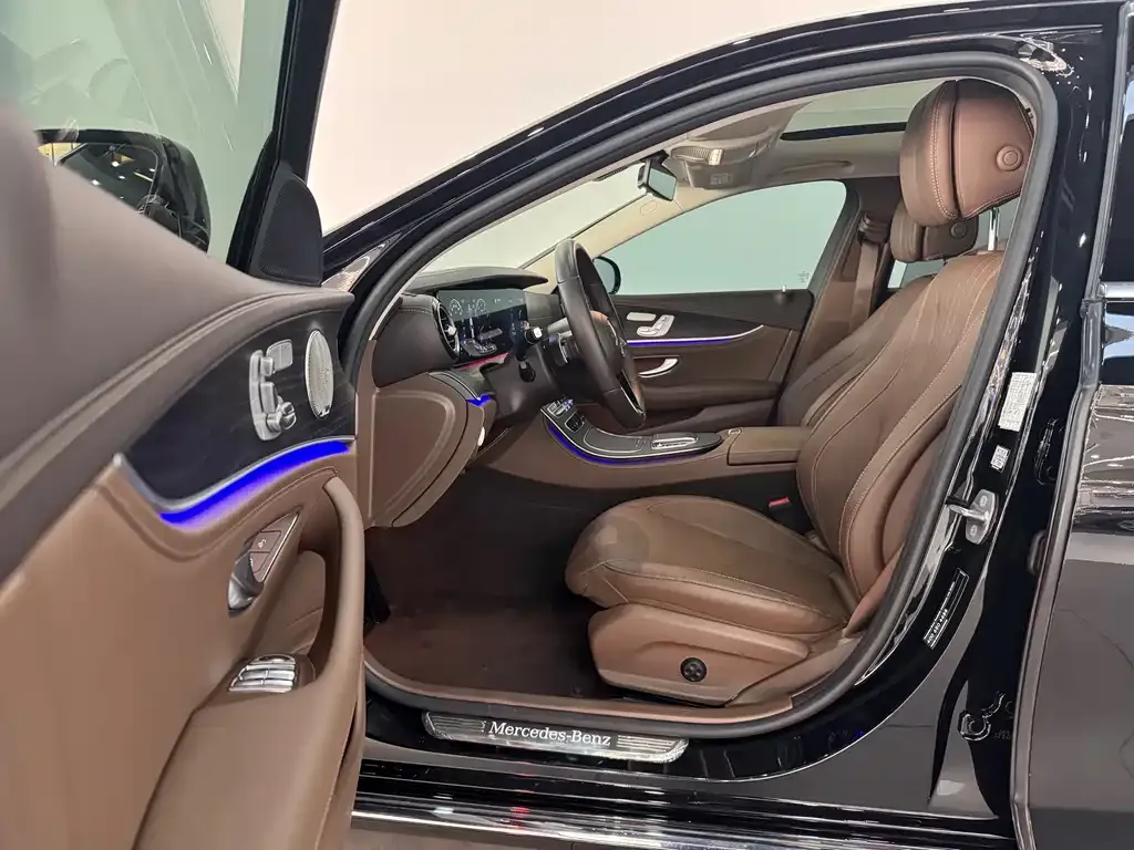 Mercedes-Benz E-Class 2022 из CN, фото 5