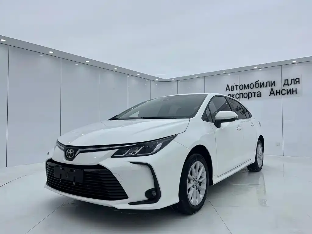 Toyota Corolla 2022 из CN, фото 1