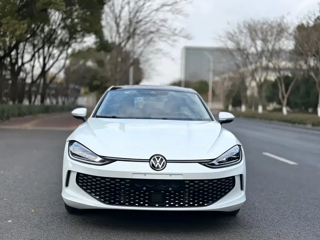 Volkswagen Lamando 2023 из CN, фото 2