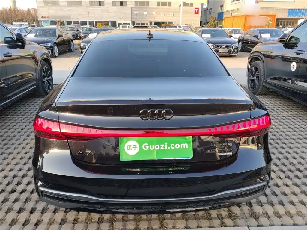 Audi A7L 2024 из CN, фото 6