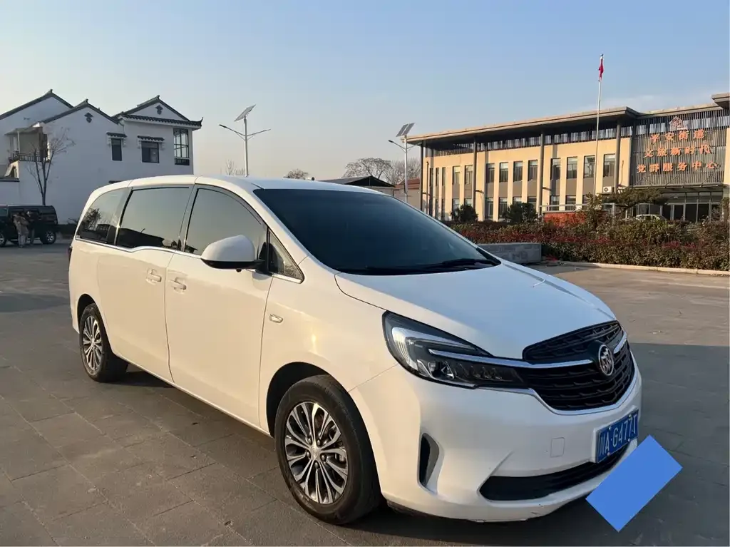 Buick GL8 2022 из CN, фото 8