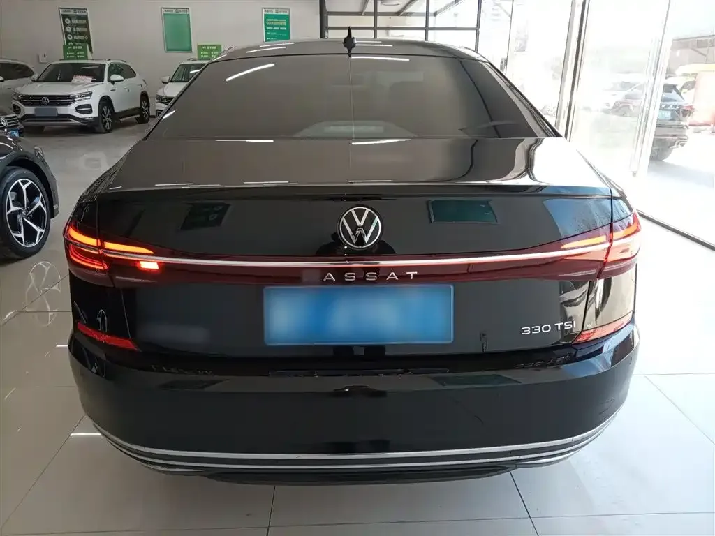 Volkswagen Passat — фото 4