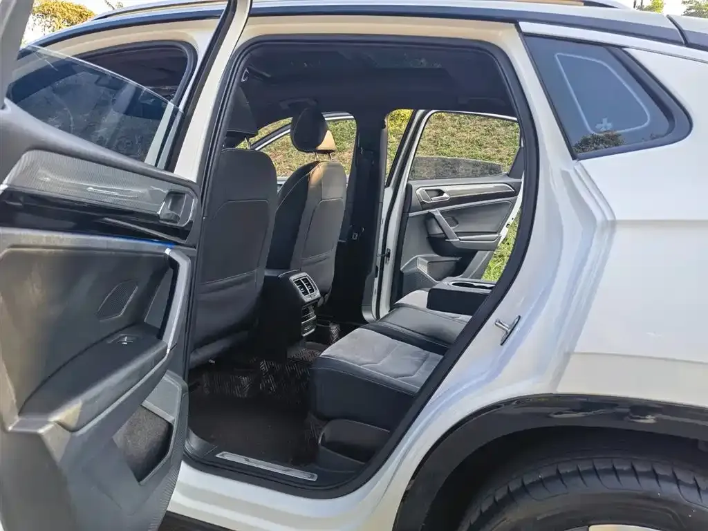 Volkswagen X 2021 из CN, фото 3