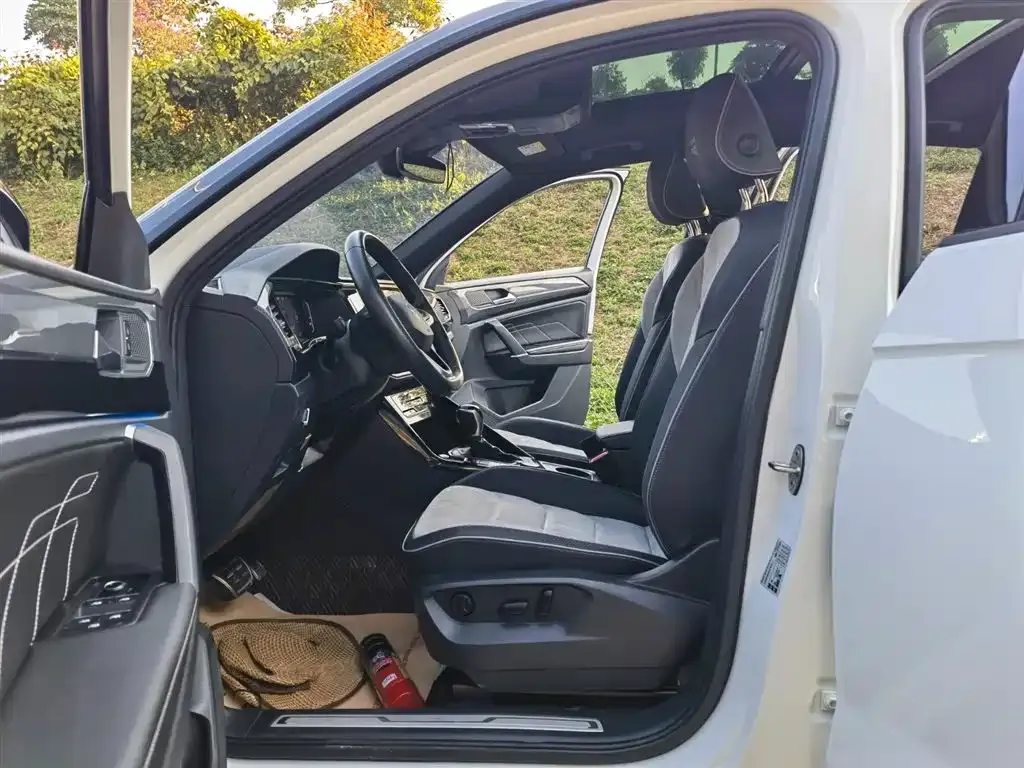 Volkswagen X 2021 из CN, фото 2